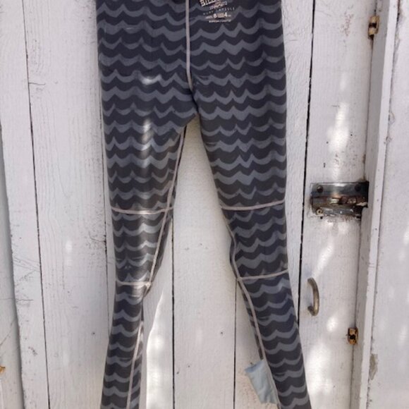 billabong surf pants - Picture 7 of 10